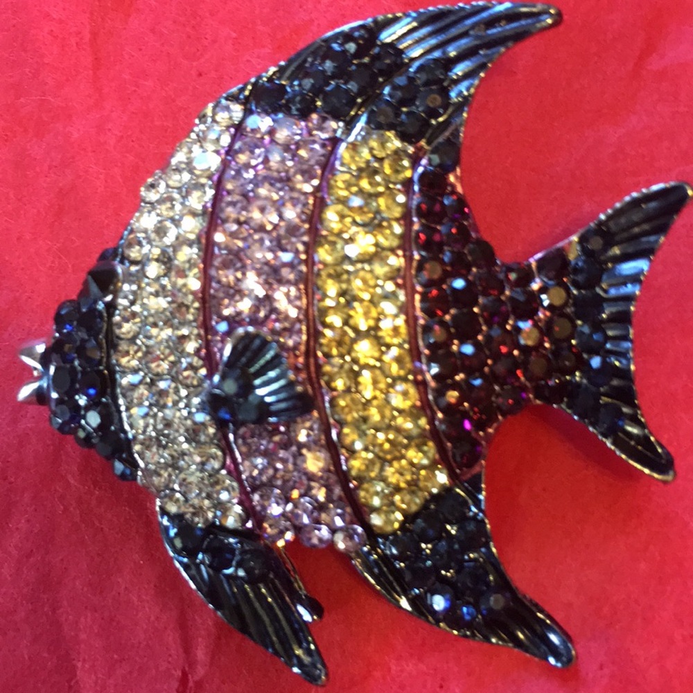 Stunningly colored fish brooch